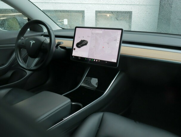 tesla-model-3-elektrisitet-2019-big-11