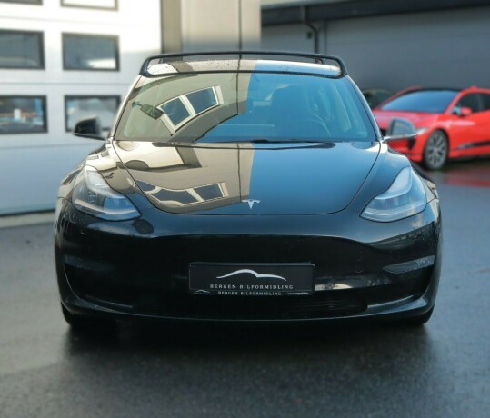 tesla-model-3-elektrisitet-2019-big-4