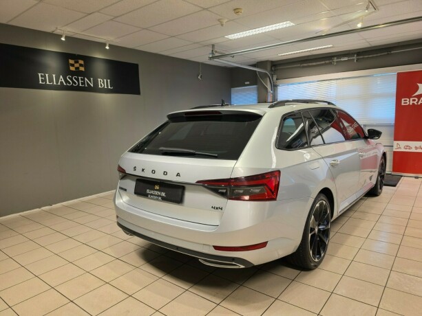 skoda-superb-diesel-2022-big-6