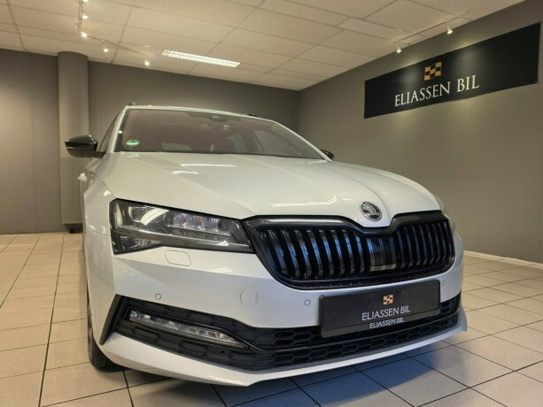 skoda-superb-diesel-2022-big-8