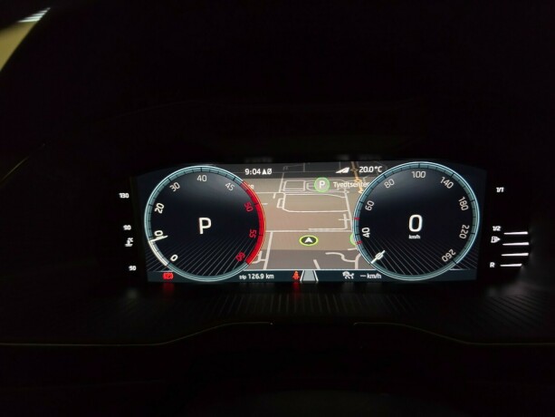 skoda-superb-diesel-2022-big-28