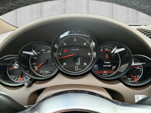 porsche-cayenne-diesel-2015-big-11
