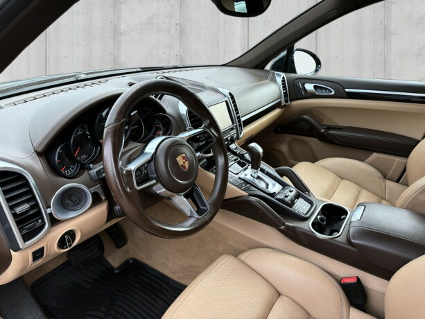 porsche-cayenne-diesel-2015-big-8