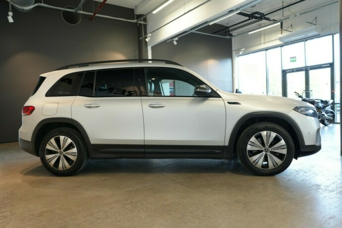 mercedes-benz-eqb300-elektrisitet-2023-big-5