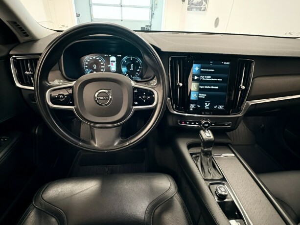 volvo-v90-cross-country-diesel-2019-big-8
