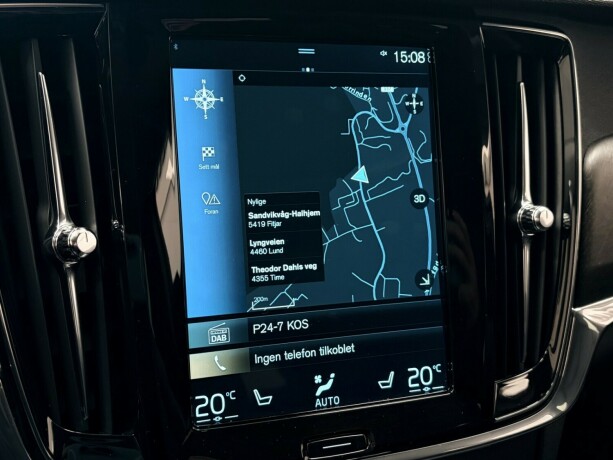 volvo-v90-cross-country-diesel-2019-big-18