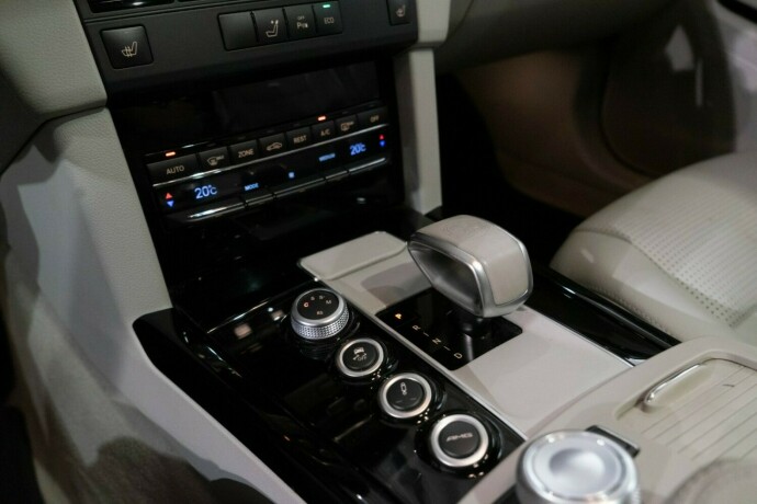 mercedes-benz-e63-bensin-2012-big-7