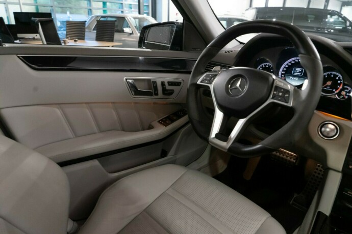 mercedes-benz-e63-bensin-2012-big-6