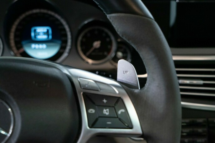 mercedes-benz-e63-bensin-2012-big-8