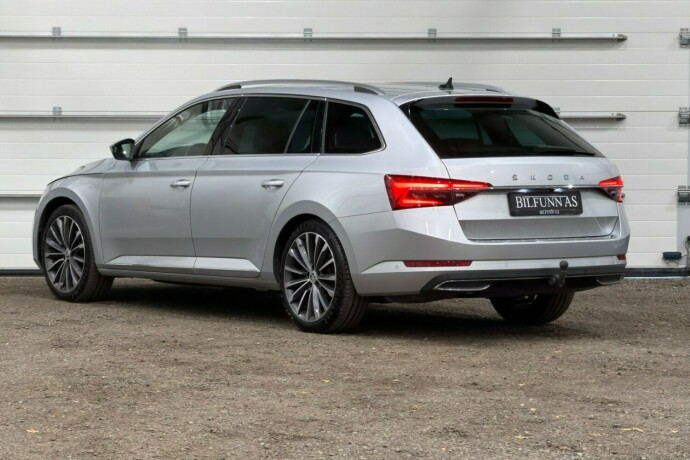 skoda-superb-diesel-2023-big-4