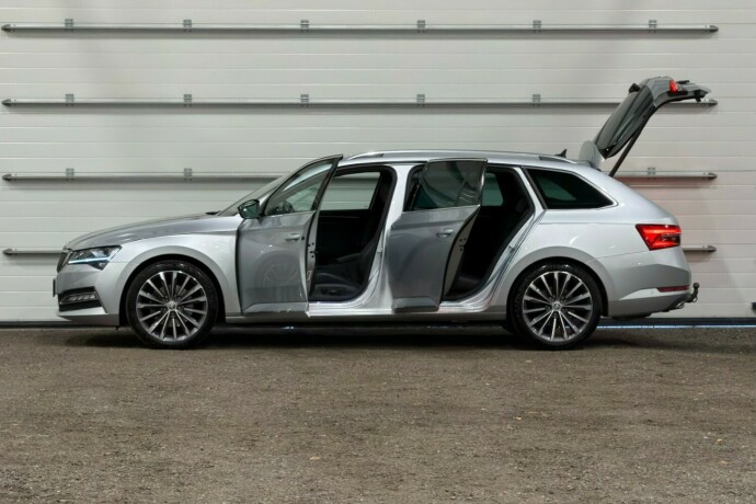 skoda-superb-diesel-2023-big-6