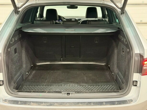 skoda-superb-diesel-2023-big-15