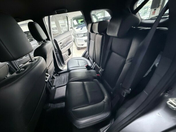 mitsubishi-outlander-plug-in-petrol-2020-big-32