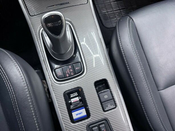 mitsubishi-outlander-plug-in-petrol-2020-big-18