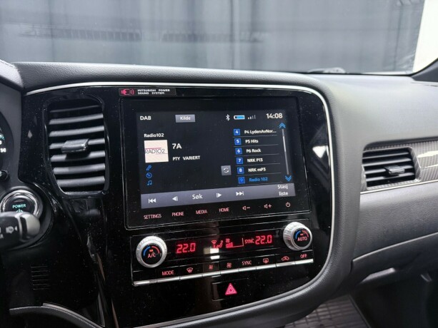 mitsubishi-outlander-plug-in-petrol-2020-big-23