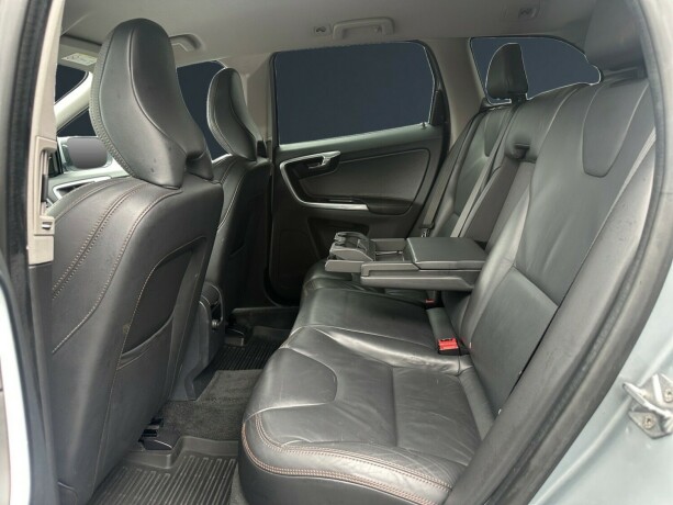 volvo-xc-60-diesel-2014-big-14