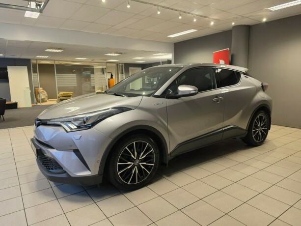 toyota-c-hr-elektrisitetbensin-2018-big-7