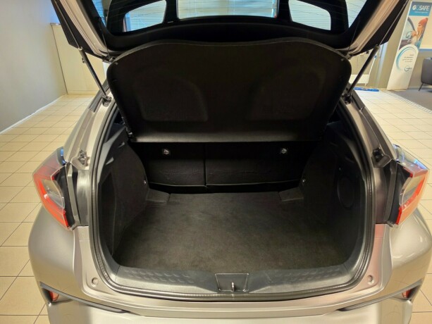 toyota-c-hr-elektrisitetbensin-2018-big-16