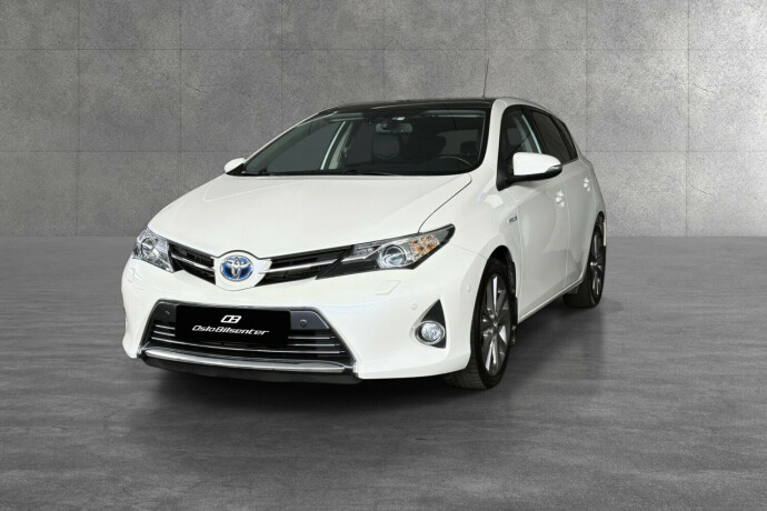 toyota-auris-bensin-2013-big-14