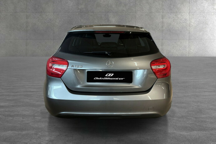 mercedes-benz-a180-bensin-2013-big-4