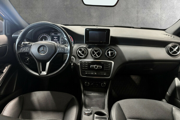 mercedes-benz-a180-bensin-2013-big-10