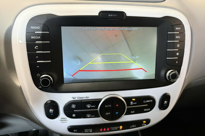kia-soul-elektrisitet-2017-big-22