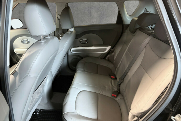 kia-soul-elektrisitet-2017-big-9