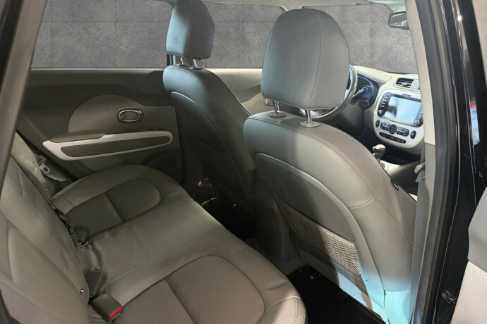kia-soul-elektrisitet-2017-big-16