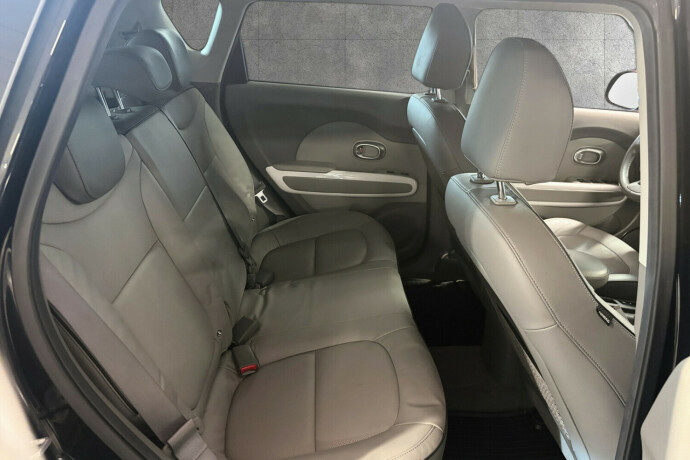 kia-soul-elektrisitet-2017-big-14