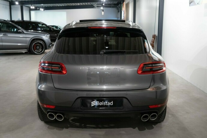porsche-macan-s-diesel-2016-big-3