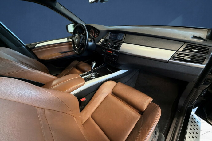 bmw-x5-diesel-2009-big-10