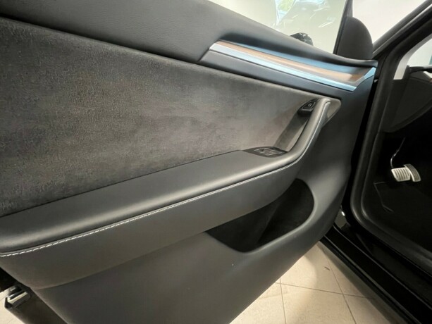 tesla-model-y-elektrisitet-2022-big-18