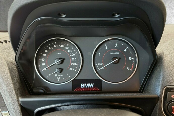 bmw-116d-diesel-2012-big-21