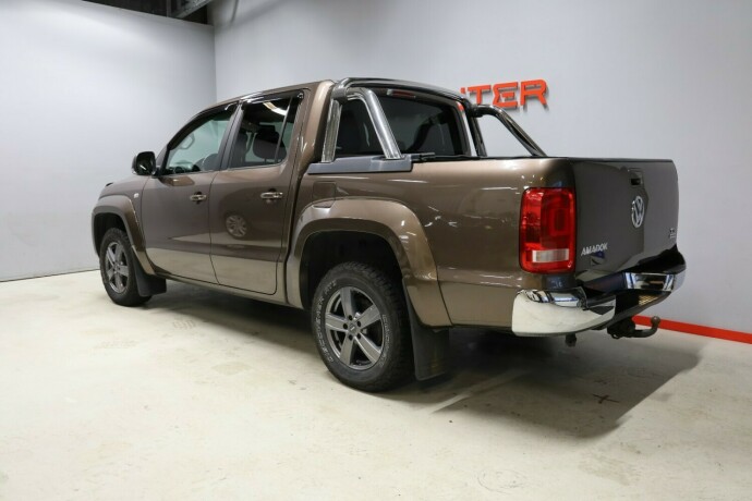 volkswagen-amarok-diesel-2013-big-2