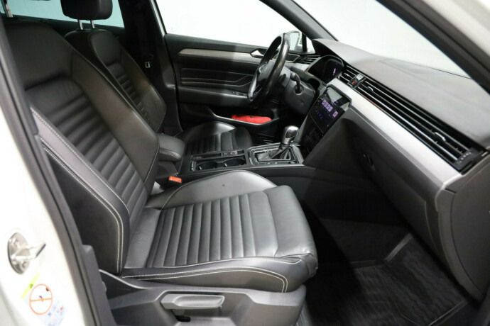 volkswagen-passat-elektrisitetbensin-2021-big-8
