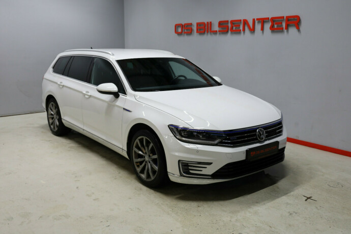 volkswagen-passat-plug-in-petrol-2018-big-0