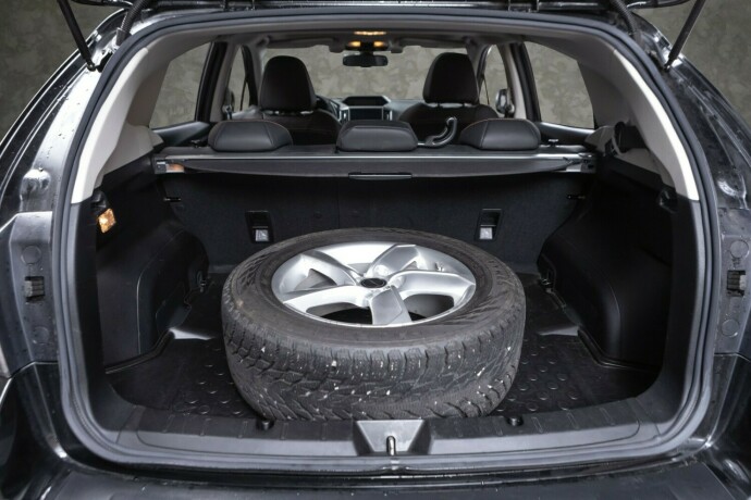 subaru-xv-bensin-2018-big-30