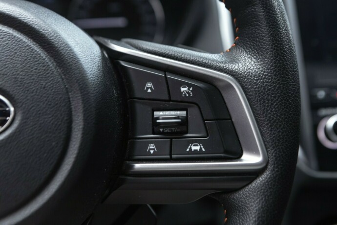 subaru-xv-bensin-2018-big-12