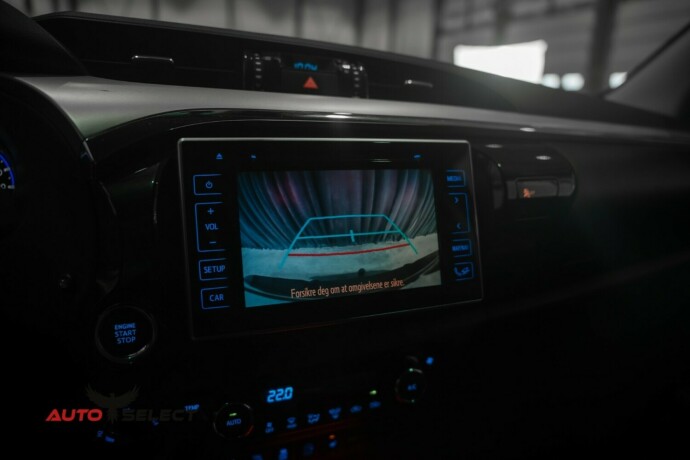toyota-hilux-diesel-2019-big-31