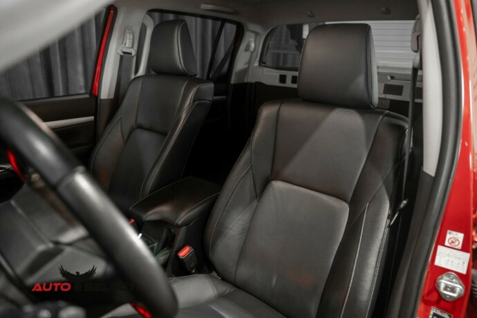 toyota-hilux-diesel-2019-big-15