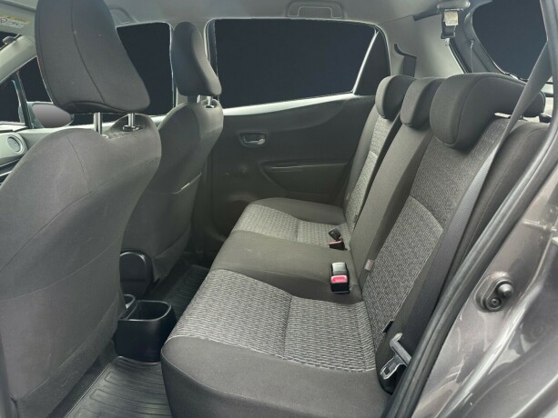 toyota-yaris-bensin-2013-big-12