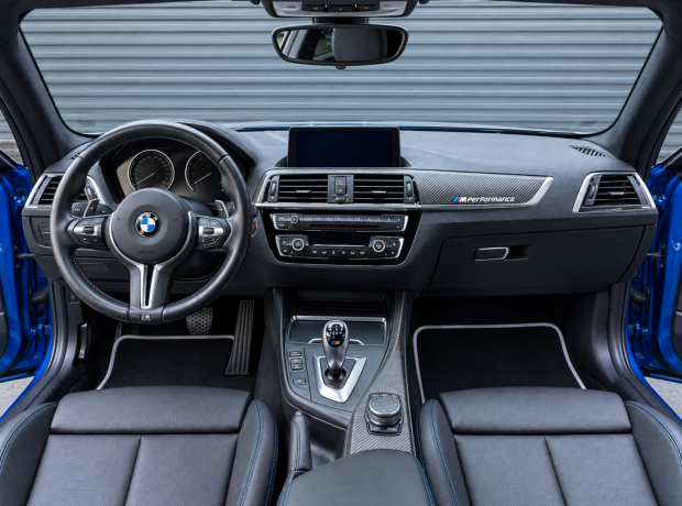 bmw-m2-bensin-2019-big-15