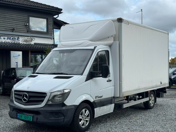 mercedes-benz-sprinter-diesel-2016-big-2