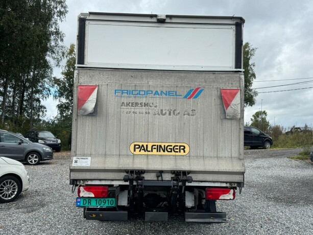 mercedes-benz-sprinter-diesel-2016-big-4