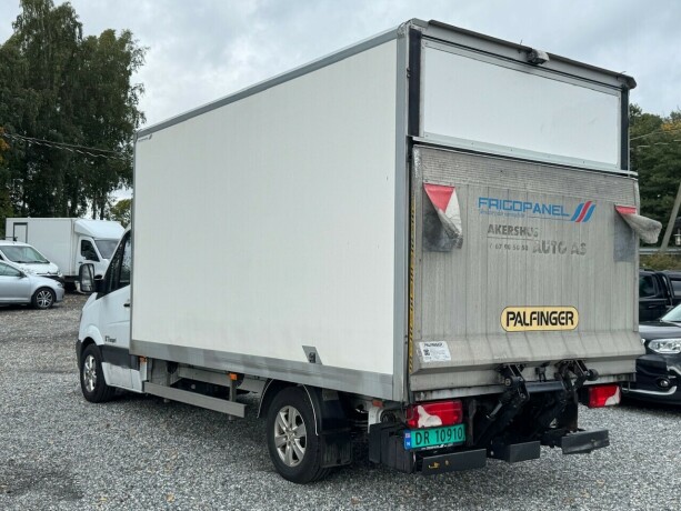 mercedes-benz-sprinter-diesel-2016-big-3