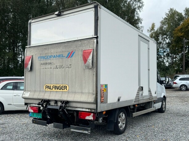 mercedes-benz-sprinter-diesel-2016-big-5