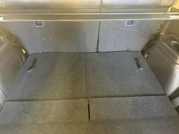 mitsubishi-outlander-bensin-2012-big-26