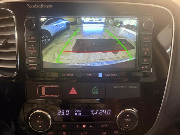 mitsubishi-outlander-bensin-2012-big-17