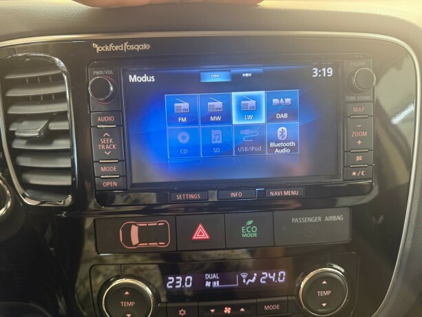 mitsubishi-outlander-bensin-2012-big-16