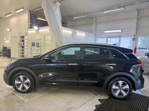 kia-niro-elektrisitetbensin-2018-big-2